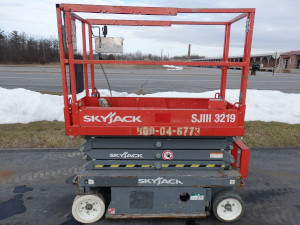 SkyJack 19 foot electric scissor